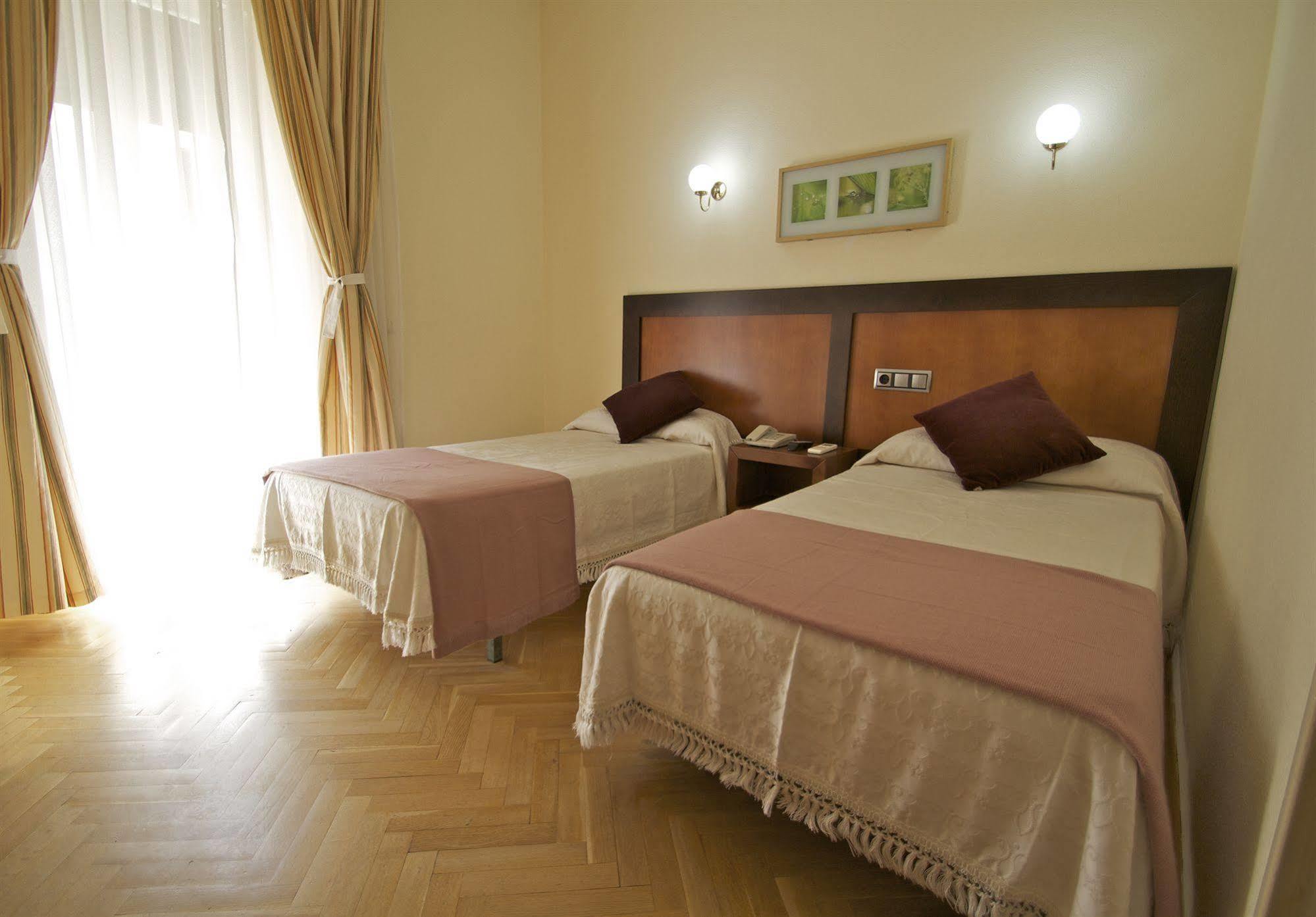 Hostal Greco Gran Via Madrid Exteriér fotografie