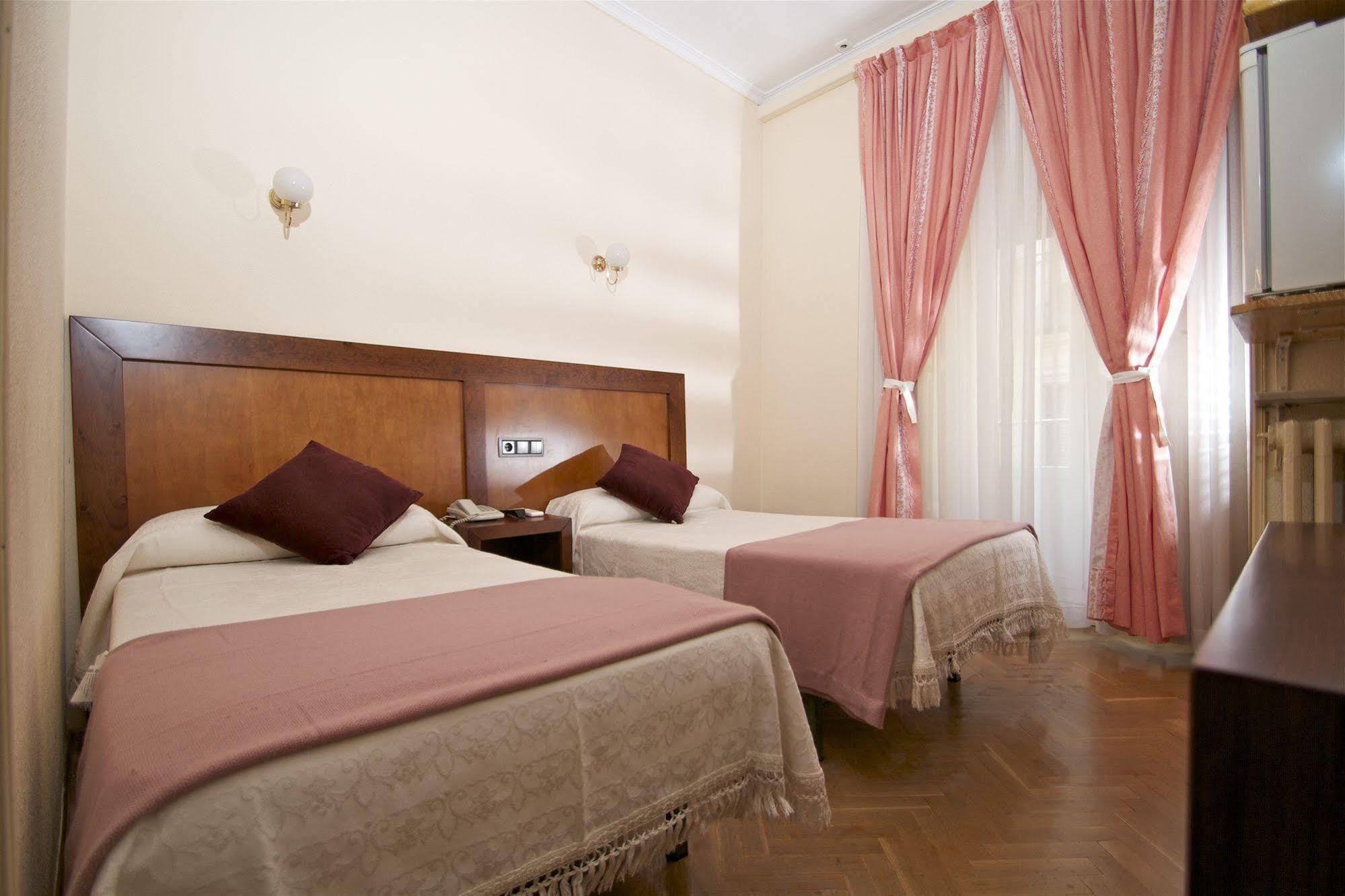 Hostal Greco Gran Via Madrid Exteriér fotografie
