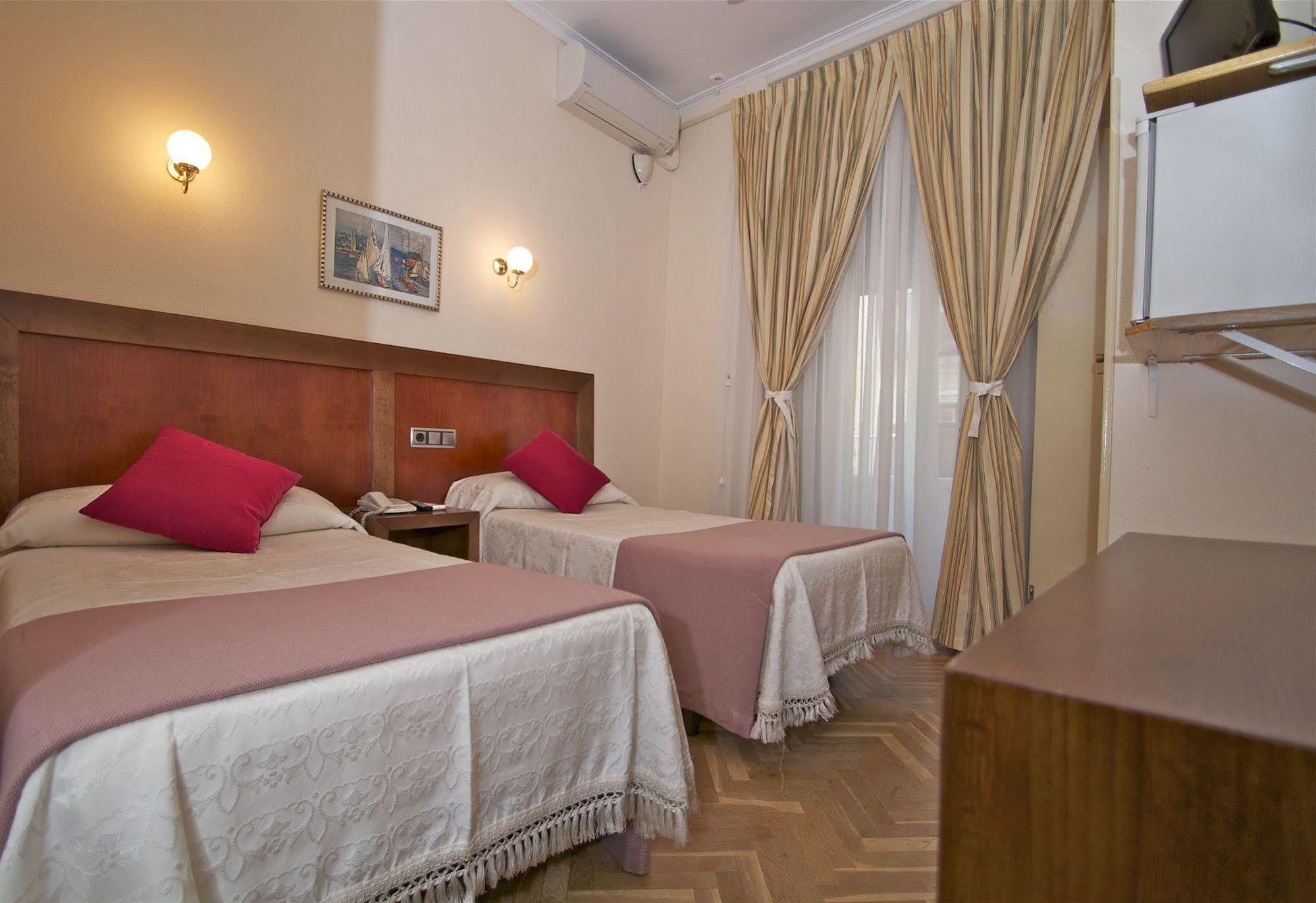 Hostal Greco Gran Via Madrid Exteriér fotografie